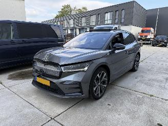 skadebil auto Skoda Enyaq RS Edition 82kWh 4X4 - 299PK - HUD - PANO - KEYLESS - LED 2024/2