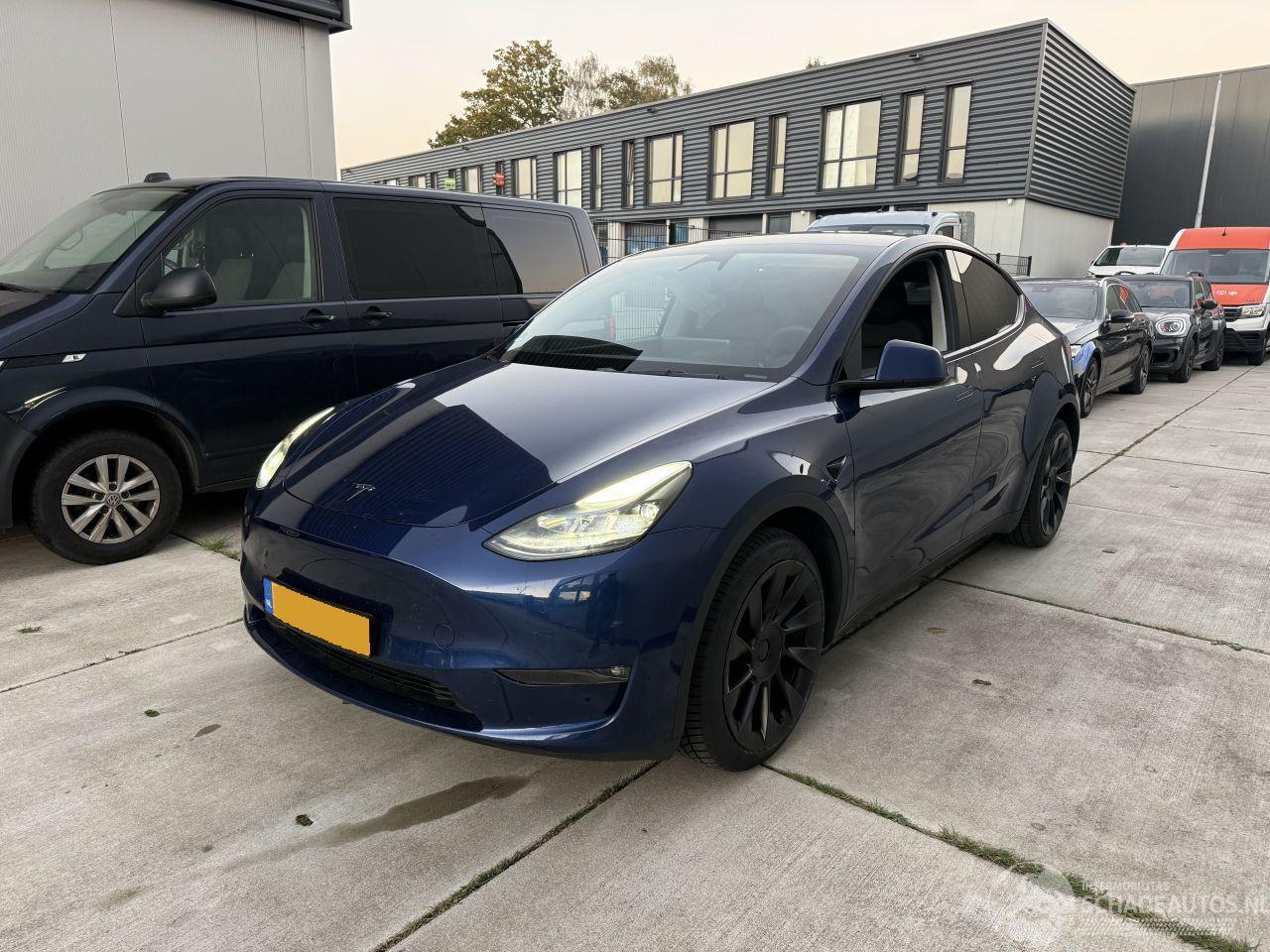 Tesla Model Y Long Range Dual Motor AWD 75 kWh 351 PK-LEDER-CAMERA-NAVI