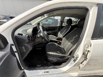 Hyundai I-10 1.0 COMFORT -AIRCO-CRUISE picture 8