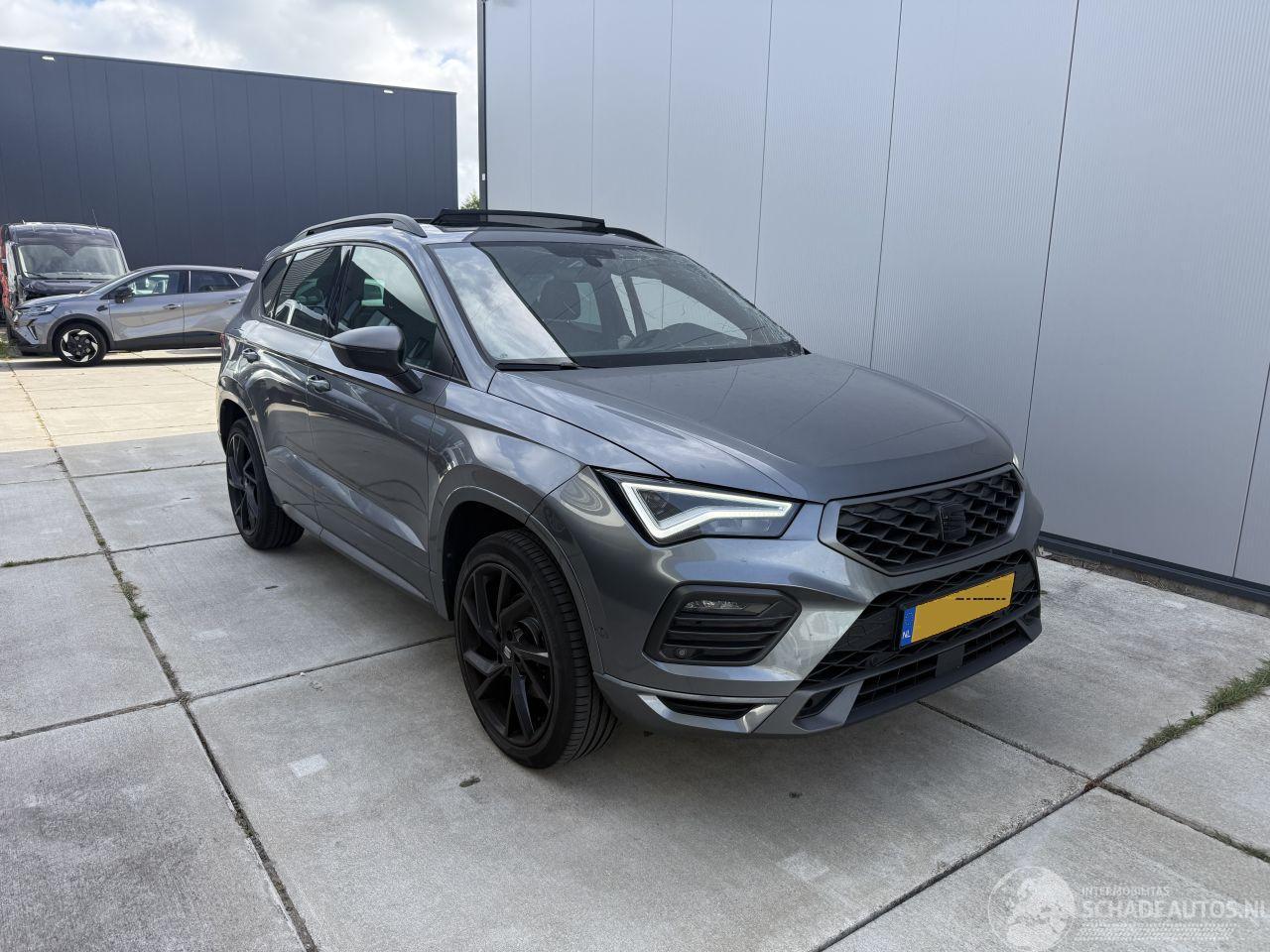 Seat Ateca 1.5 TSI FR Buss Intense AOTOMAAT-PANO-NAVI-CAMERA-PDC