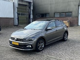 Damaged car Volkswagen Polo 1.6 TDI DSG R-Line Pano Virtual Cockpit 2018/11