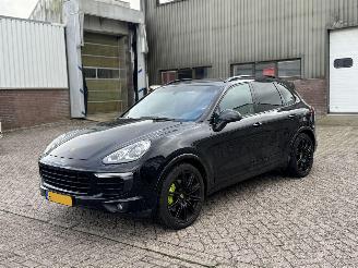 Coche accidentado Porsche Cayenne 3.0 S E-HYBRID Platinum Edition Orgineel Nederlandse Auto NAP! Pano Bose 2016/12