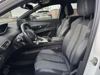Peugeot 3008 1.6 Hybrid 225 Allure Pack Business picture 8