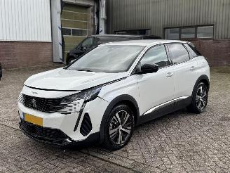skadebil auto Peugeot 3008 1.6 Hybrid 225 Allure Pack Business 2023/11
