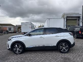 Peugeot 3008 1.6 Hybrid 225 Allure Pack Business picture 3