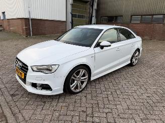Vaurioauto  passenger cars Audi A3 Limousine 1.4 TFSI 150Pk S-Line NAP Nederlandse Auto 2014/7