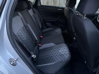 Volkswagen Polo 1.0 TSI DSG R-Line NAP Nederlandse Auto Virtual Cockpit picture 15