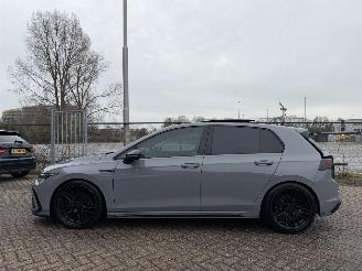 Volkswagen Golf 1.5 eTSI DSG R-Line Pano Harman Kardon picture 4