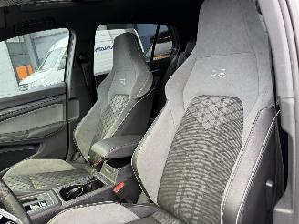 Volkswagen Golf 1.5 eTSI DSG R-Line Pano Harman Kardon picture 13