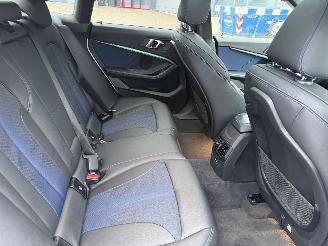 BMW 2-serie M235I XDRIVE 306Pk Pano Head-Up picture 13