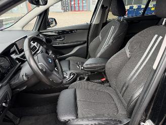 BMW 2-serie 218i 7Persoons Automaat Executive Edition NAP Nederlandse Auto picture 8