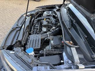 Volkswagen Taigo 1.0 TSI DSG R-Line Pano picture 21