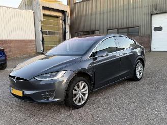 Tesla Model X 75D Base 6Persoons picture 2
