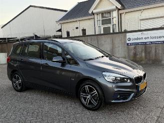 skadebil auto BMW 2-serie 218i 7Persoons Automaat Executive NAP Nederlandse Auto 2018/3