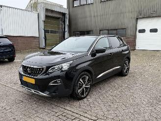 skadebil auto Peugeot 3008 1.6 BlueHdi Automaat Geen Schade Allure 2017/2