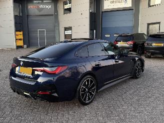 Unfallwagen BMW 4-serie M440i Xdrive 374Pk NAP Nederlandse Auto Kuipstoelen Schuifdak Harman Kardon 2022/2