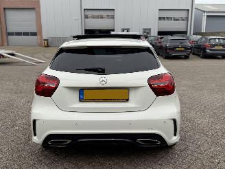 Mercedes A-klasse 180 AMG Pakket Pano Nap Nederlandse Auto Harman Kardon picture 5