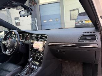 Volkswagen Golf 2.0 TSI GTI DSG Pano picture 9