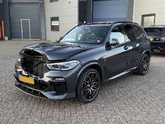 BMW X5 XDrive 45E M-Pakket High Executive SkyLounge Pano Harman Kardon Head-Up picture 5