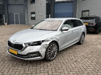 skadebil auto Skoda Octavia 1.4 TSI iV PHEV Hybrid Bussines Edition Plus Canton Head-Up 2021/8