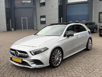 skadebil auto Mercedes A-klasse 220D 190Pk AMG Pakket Pano Burnmester Memory Head-Up 2019/11