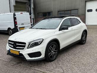 Mercedes GLA 200 AMG Pakket NAP Nederlandse Auto! Pano 2014/9