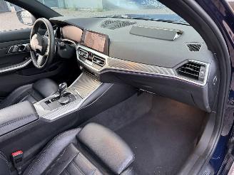BMW 3-serie 320i M-Pakket NAP! High Executive Schuifdak picture 9