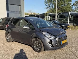 Hyundai Ix20 1.6i Automaat NAP Nederlandse Auto! picture 5