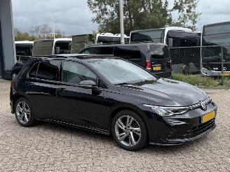 Volkswagen Golf 1.5 eTSI R-Line Pano Automaat picture 2