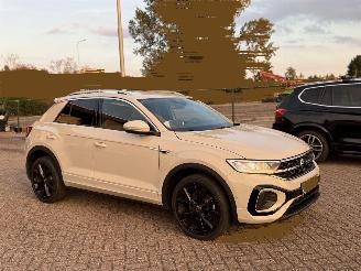 uszkodzony samochody osobowe Volkswagen T-Roc 1.5 TSI DSG NAP R-Line Nederlandse Auto! 2024/11