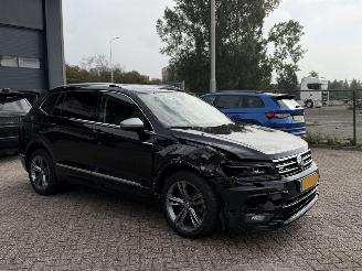 Volkswagen Tiguan 2.0 TDI 4Motion 239Pk Allspace Automaat R-Line picture 2