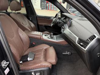 BMW X5 M50D 400Pk M-Pakket High Executive Pano Softclose picture 14