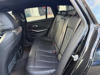 BMW 3-serie 320i 184Pk  M-Pakket Sfeerverlichting picture 14