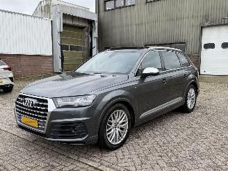 Vaurioauto  passenger cars Audi Q7 3.0 TDI Quattro 7Persoons S-Line Pano Alcantara Hemel Bang&Olufsen Head-Up Sfeerverlichting 2016/6