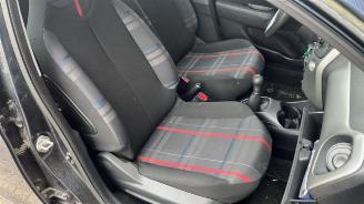 Peugeot 108 108, Hatchback, 2014 1.0 12V picture 13