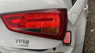 Audi A1 A1 Sportback (8XA/8XF), Hatchback 5-drs, 2011 / 2018 1.0 TFSI Ultra 12V picture 23