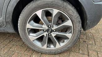 Kia Stonic Stonic (YB), SUV, 2017 1.4 MPI 16V picture 11