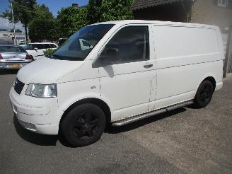 skadebil bedrijf Volkswagen Transporter 2.5 TDI 2009/3