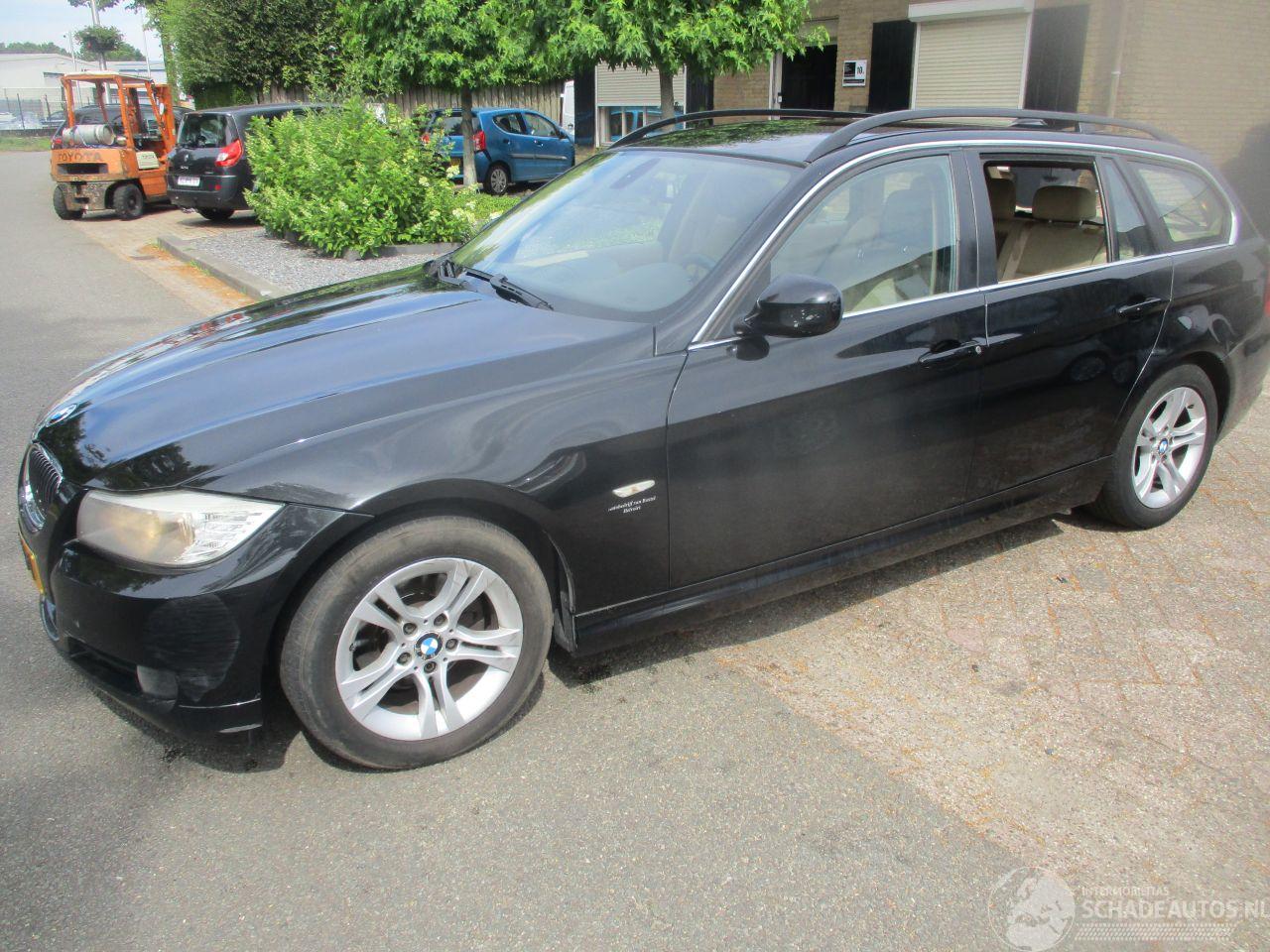 BMW 3-serie 318 I BUSINESS LINE CLIMA NAVI