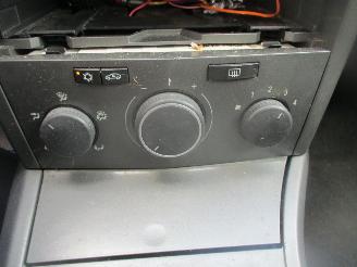 Opel Astra 1.4 I ESSENTIA  AIRCO picture 13