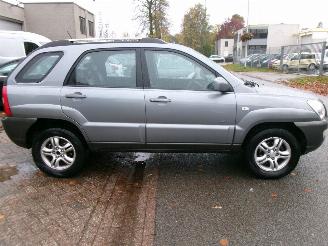 Kia Sportage 2.0 CRDI 4WD AUTOMAAT GEEN SCHADE picture 5