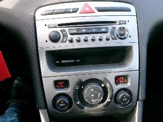 Peugeot 308 1.6 VTI STYLE CLIMA picture 13