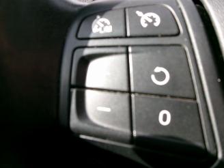 Volvo V-60 1.6 T3 KINETIC 112.656 KM CLIMA NAVI AUT picture 20