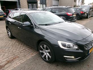 Volvo V-60 2.4 D6 AWD LPUG-IN HYBRID SAUMMUM picture 4