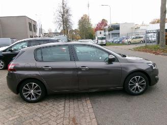 Peugeot 308 1.6 I PREMIERE CLIMA NAVI PANO picture 5