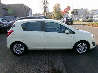 Opel Corsa 1.3 CDTI EDITION AIRCO NAVI 5 DEURS picture 5