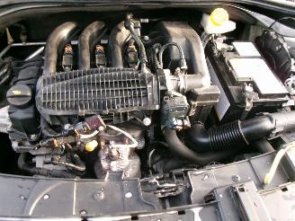 Citroën C4 cactus 1.2 PURETECH BUSINESS CLIMA NAVI PANO picture 16