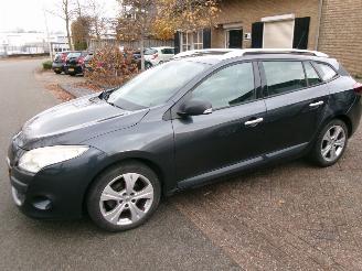 krockskadad bil auto Renault Mégane 1.4 TCE DYNAMIQUE CLIMA NAVI GEEN SCHADE 2009/11