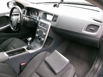 Volvo V-60 2.0 D4 KINETIC CLIMA NAVI picture 12
