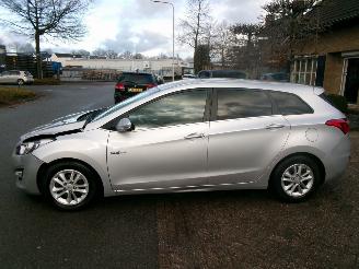 Hyundai I-30 1.6 GDI I-VISION CLIMA NAVI picture 2